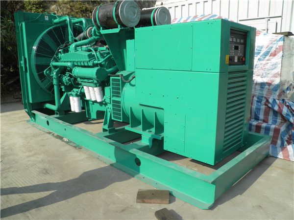 德庆出租发电机 发电机组厂家：柴油发电机组的控制屏的作用是什么？