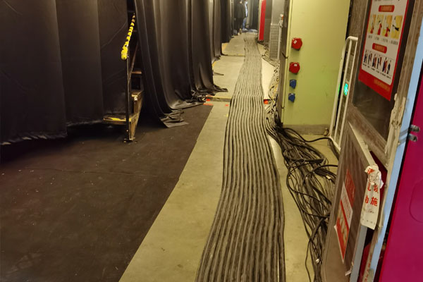 德庆柴油发电机组的输出电压可以调节到哪些范围？