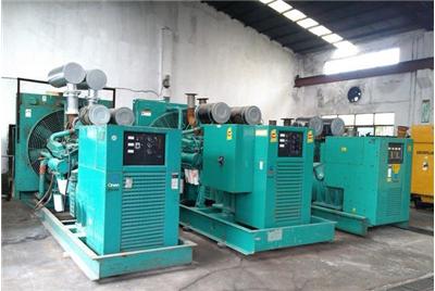 德庆如何判断汽油发电机组电瓶的使用寿命？