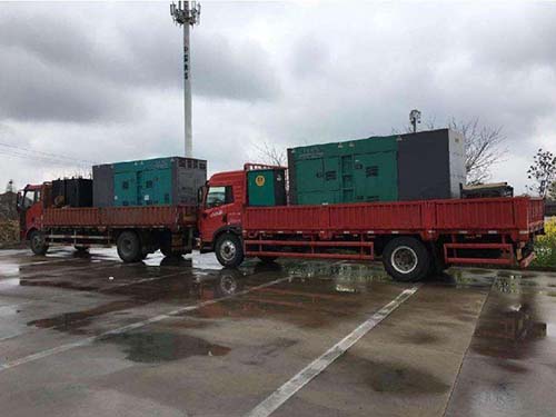 德庆涂抹密封胶后，需要等待多长时间才能安装水冷式机油散热器密封件？